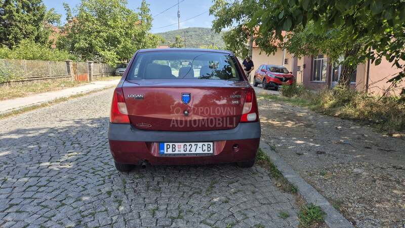 Dacia Logan 