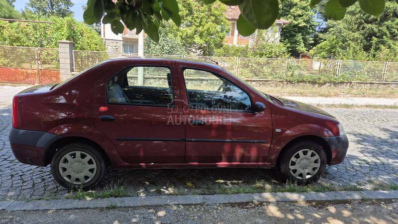 Dacia Logan 