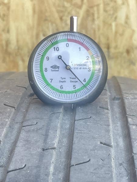 Continental 225/60 R17 Letnja