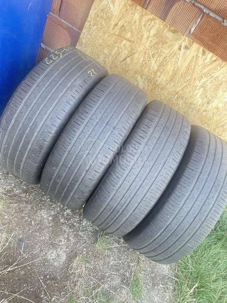 Continental 225/60 R17 Letnja