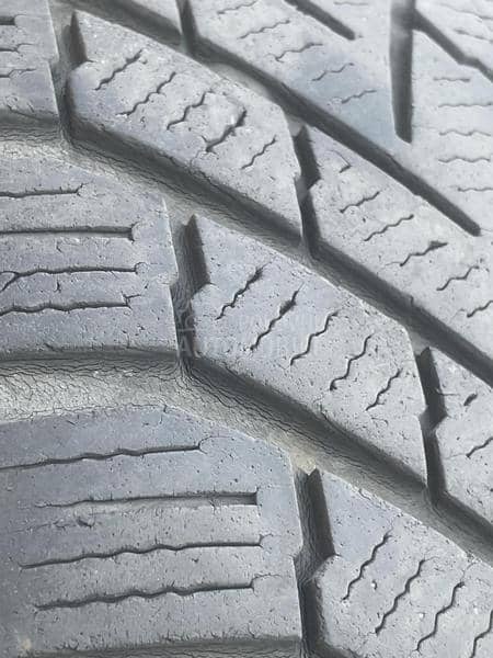 Continental 205/60 R16 Zimska