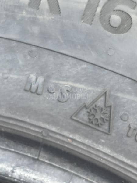 Continental 205/60 R16 Zimska