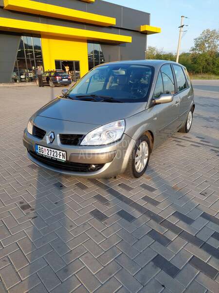 Renault Scenic 1.5 dci Power Red