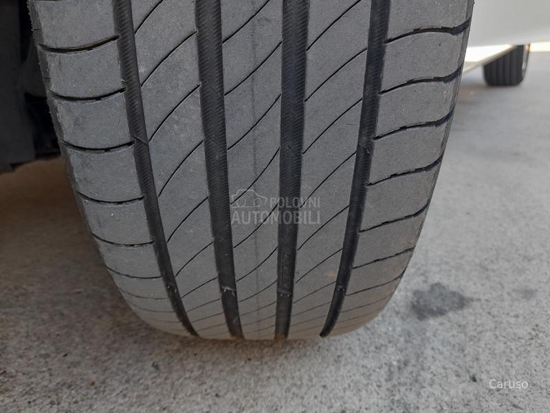 Peugeot 208 1.2 100 ACTIVE