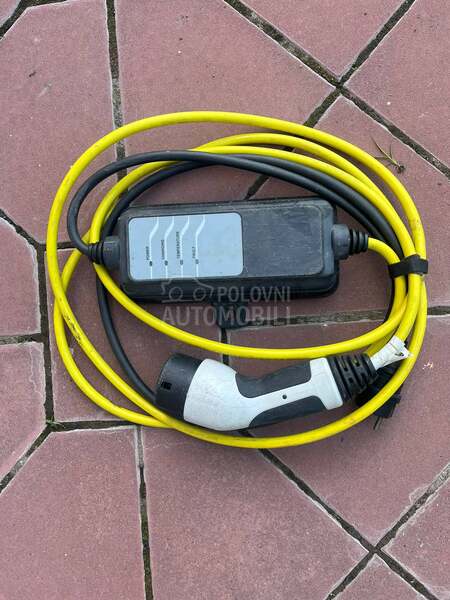 Punjac za elektricni auto