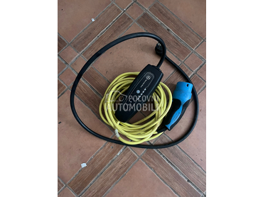 Punjac za elektricni auto  