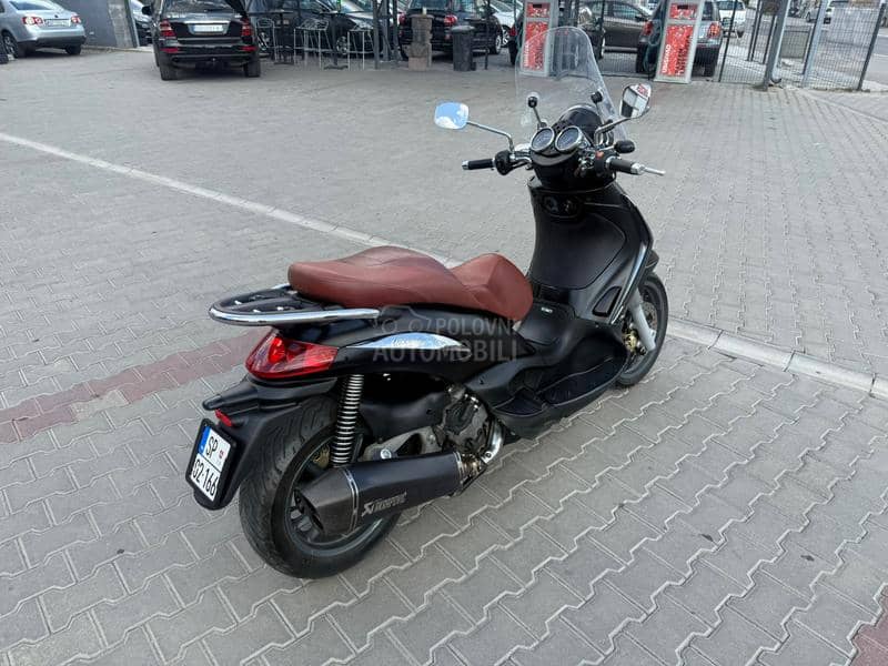 Piaggio Beverly 500is