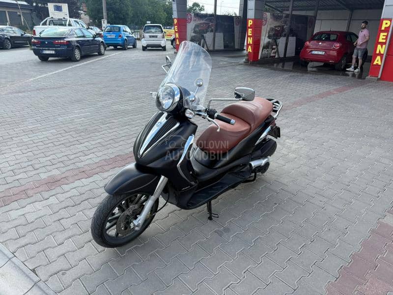 Piaggio Beverly 500is