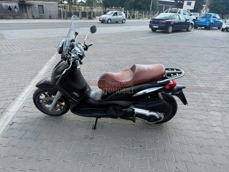 Piaggio Beverly 500is