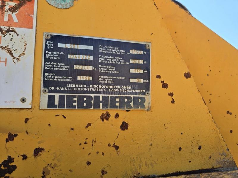 Liebherr L551