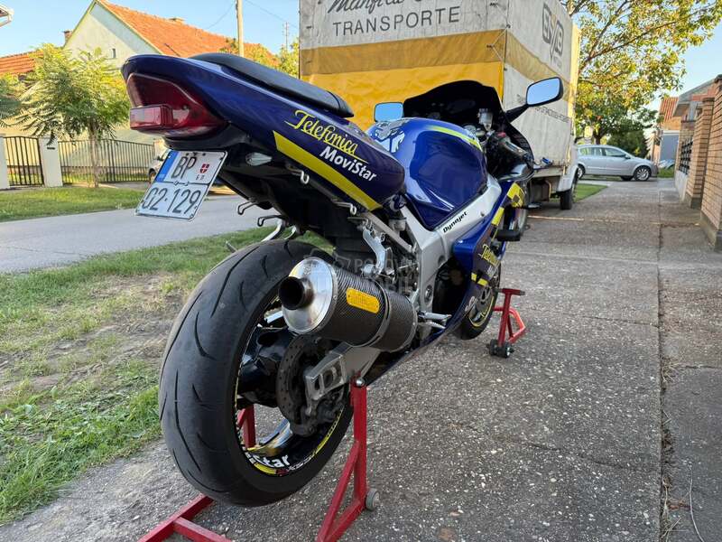 Suzuki GSXR 600 K2