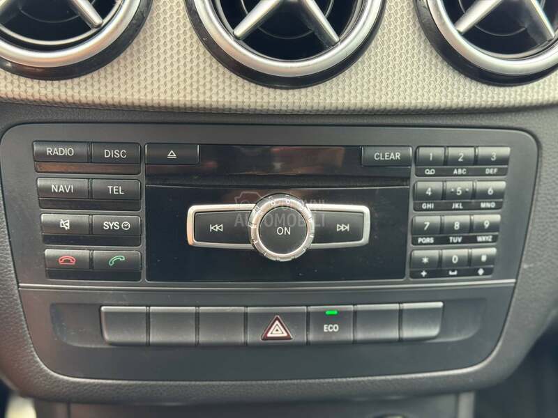 Mercedes Benz B 180 KOŽA / CAM
