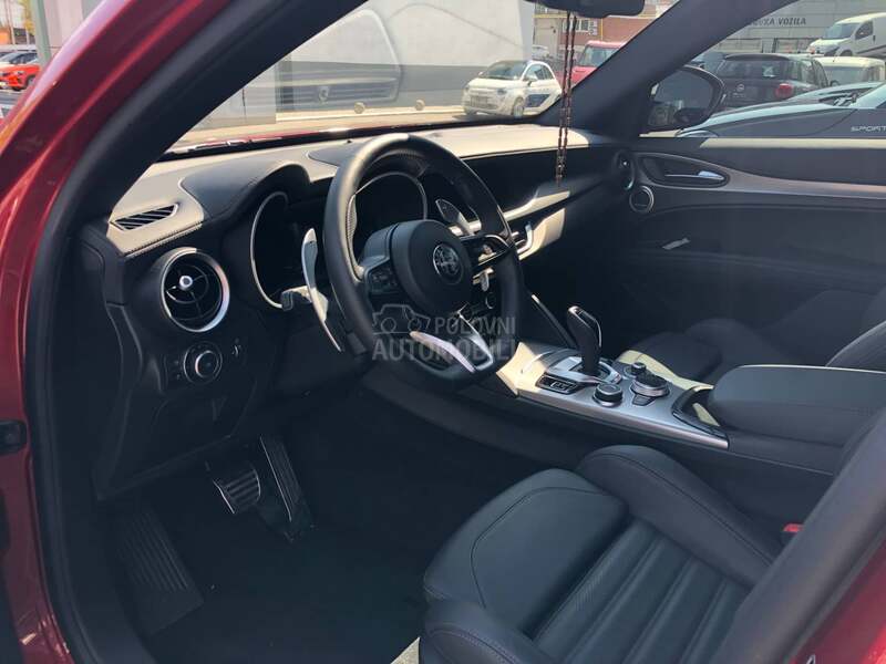 Alfa Romeo Stelvio 2.0 280 Veloce DEMO