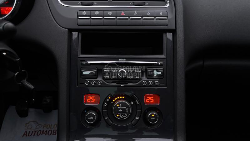 Peugeot 5008 1.6THP GT/7sed.