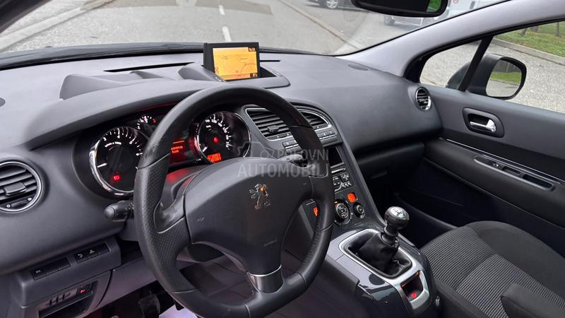 Peugeot 5008 1.6THP GT/7sed.