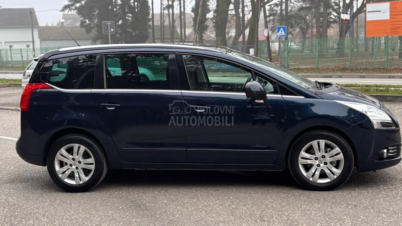 Peugeot 5008 1.6THP GT/7sed.