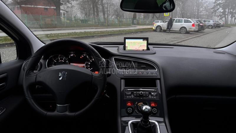 Peugeot 5008 1.6THP GT/7sed.