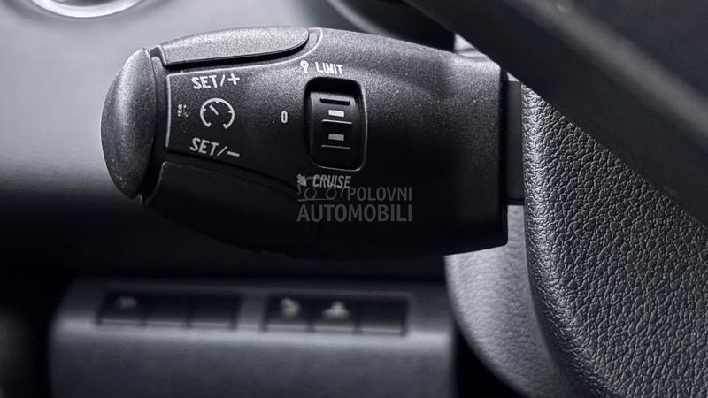 Peugeot 5008 1.6THP GT/7sed.