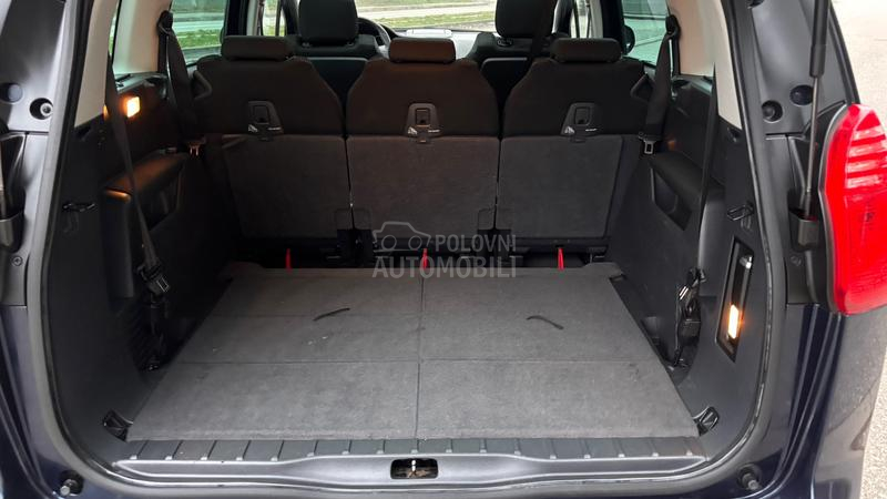 Peugeot 5008 1.6THP GT/7sed.
