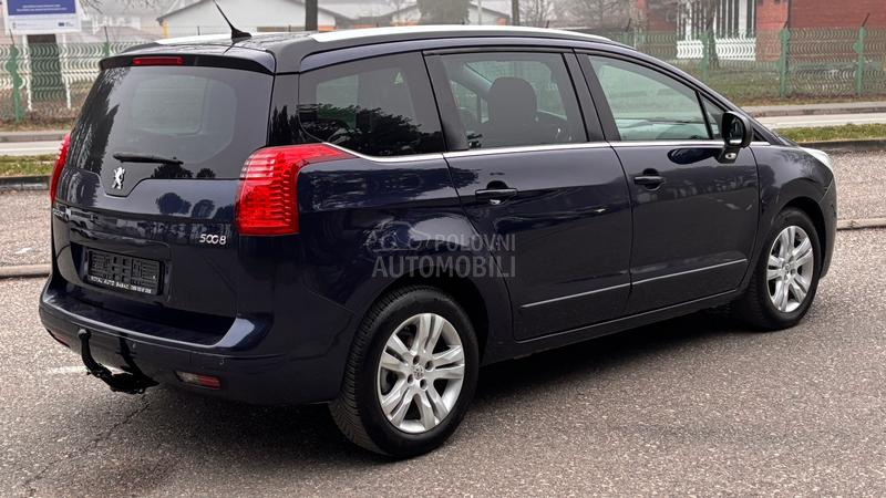 Peugeot 5008 1.6THP GT/7sed.