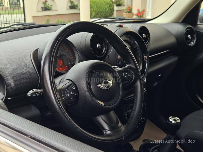 MINI Countryman 1.6D/MUST HAVE/
