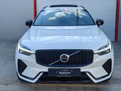 Volvo XC60 B4/AWD/21/Pano