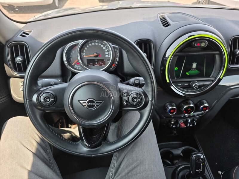 MINI Countryman 1.5b AUT/LEDNAV