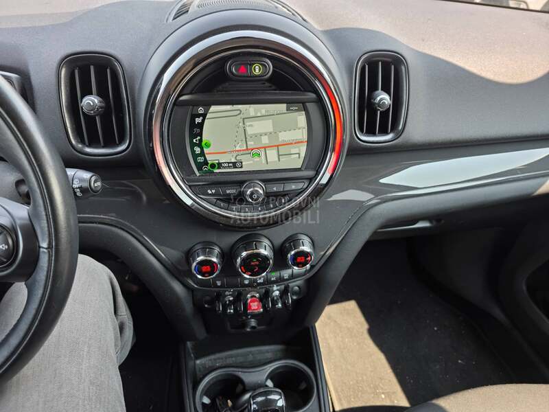 MINI Countryman 1.5b AUT/LEDNAV