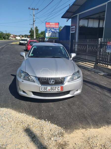 Lexus IS 220 