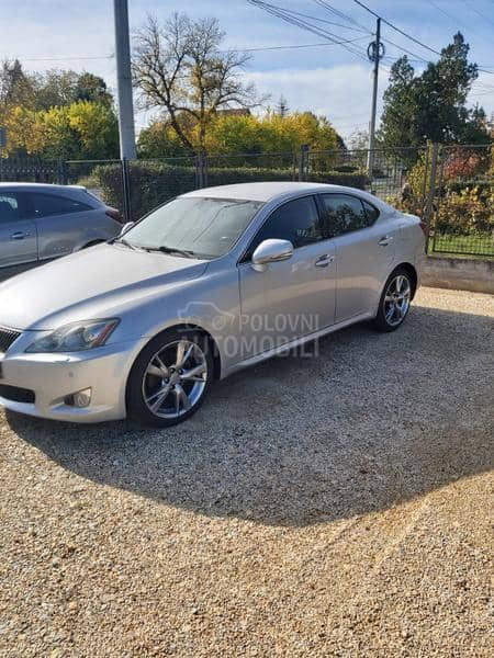 Lexus IS 220 