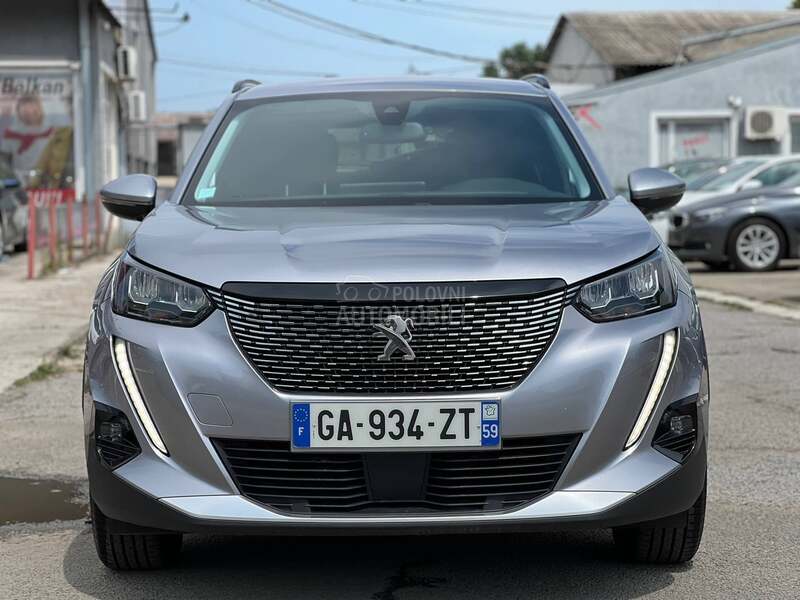 Peugeot 2008 1.5 HDI/ALLURE/AT8