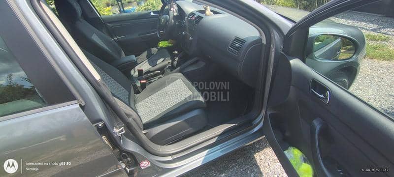 Volkswagen Golf 5 1,4 TSI