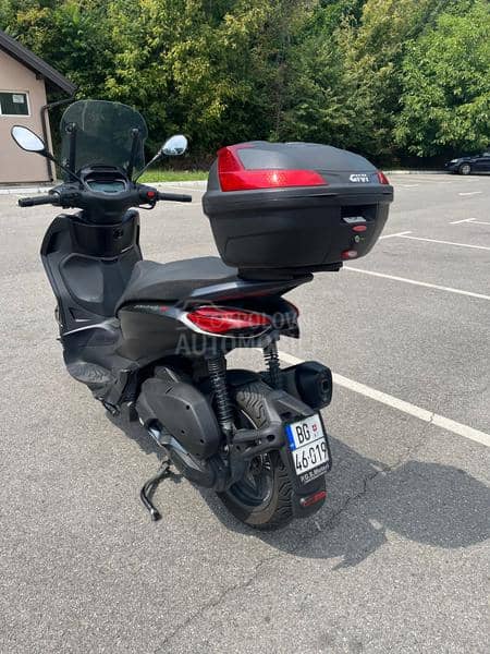 Piaggio Beverly 300 HPE