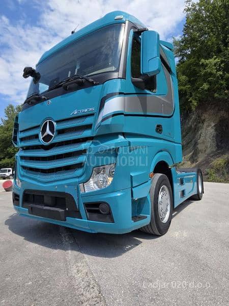 Mercedes Benz MP4 1842 C