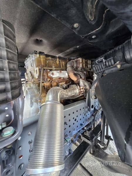 Mercedes Benz MP4 1842 C