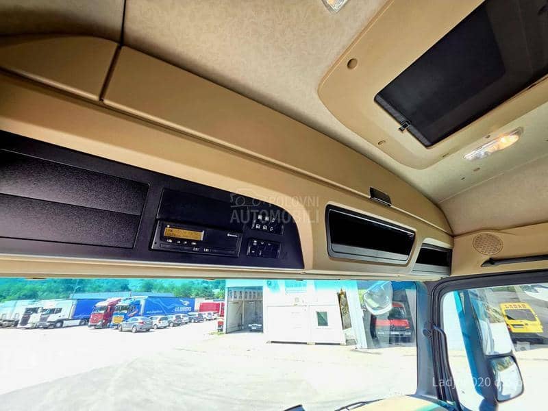 Mercedes Benz MP4 1842 C