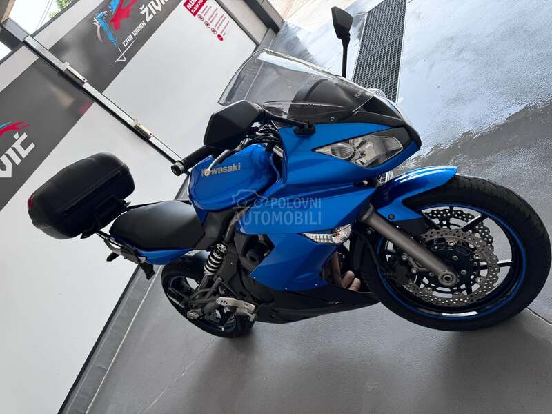 Kawasaki ER 6F CH