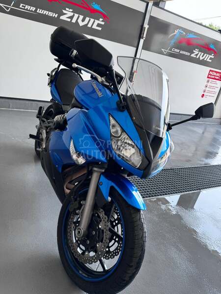 Kawasaki ER 6F CH