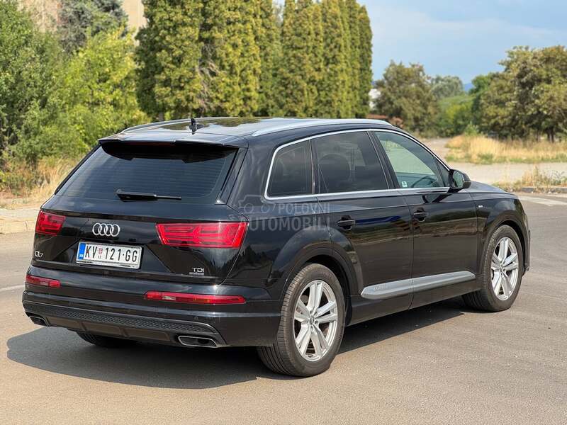Audi Q7 3.0TDI S-LINE