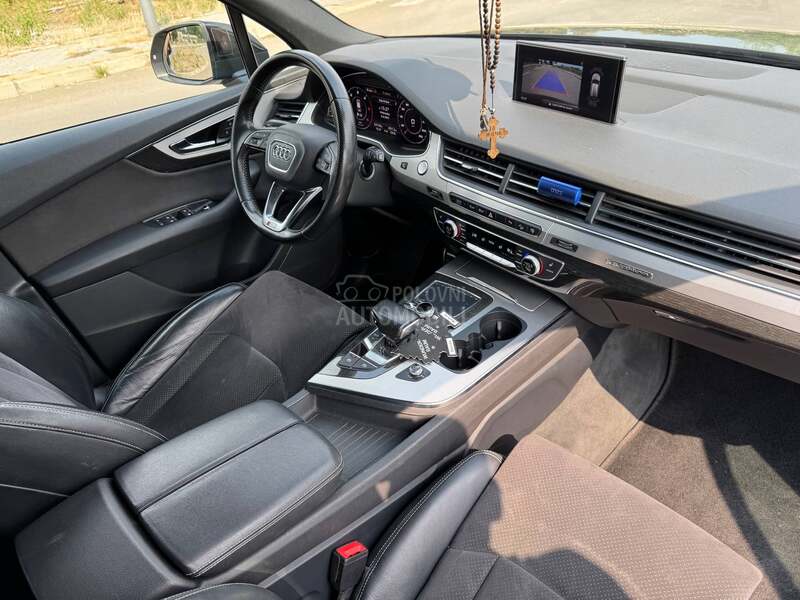 Audi Q7 3.0TDI S-LINE