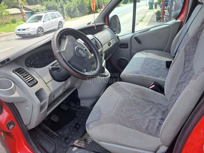 Opel Vivaro 