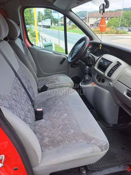 Opel Vivaro 