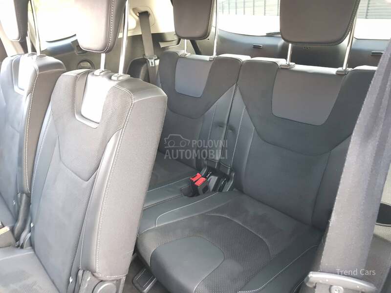 Ford S-Max 2.0 TDCI TITANIUM