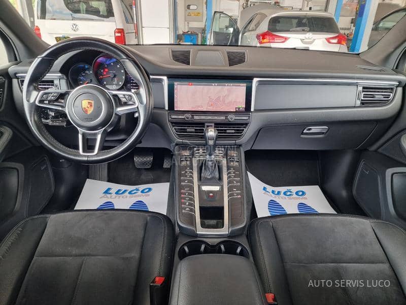 Porsche Macan 2.0 Crede
