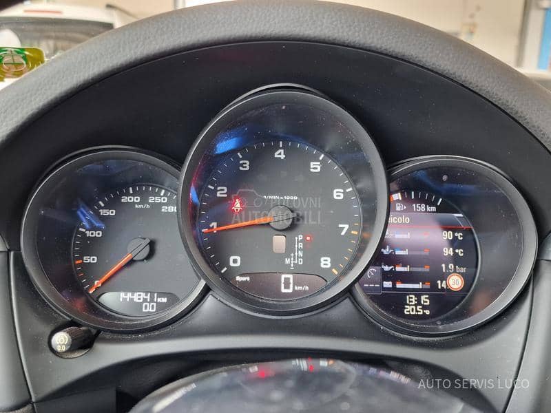 Porsche Macan 2.0 Crede