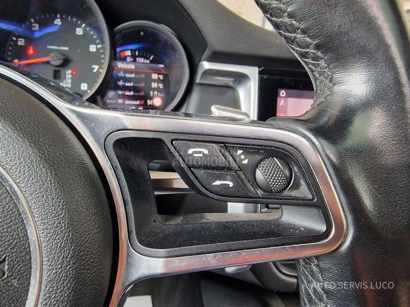 Porsche Macan 2.0 Crede