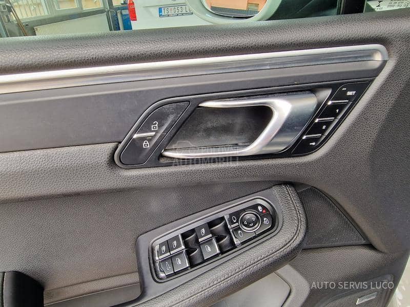 Porsche Macan 2.0 Crede