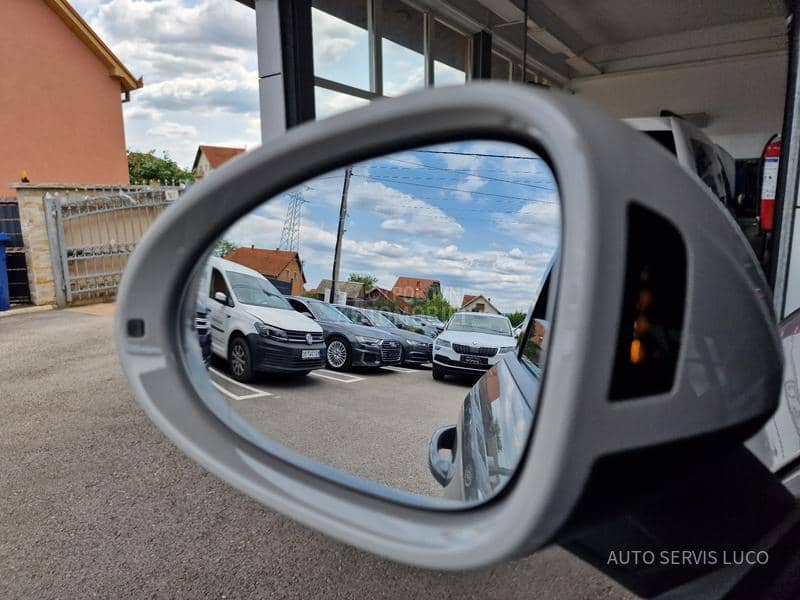 Porsche Macan 2.0 Crede