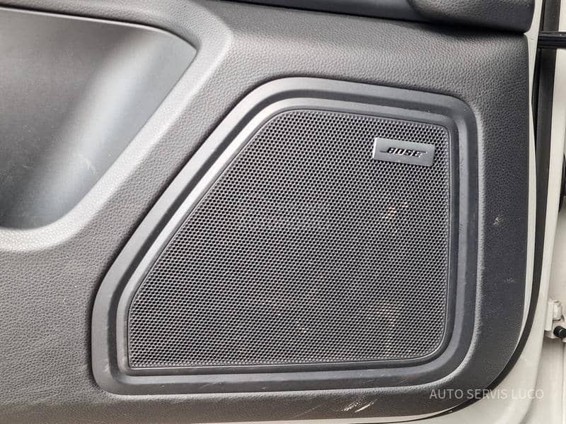 Porsche Macan 2.0 Crede