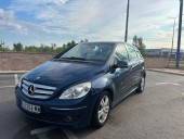 Mercedes Benz B 180 